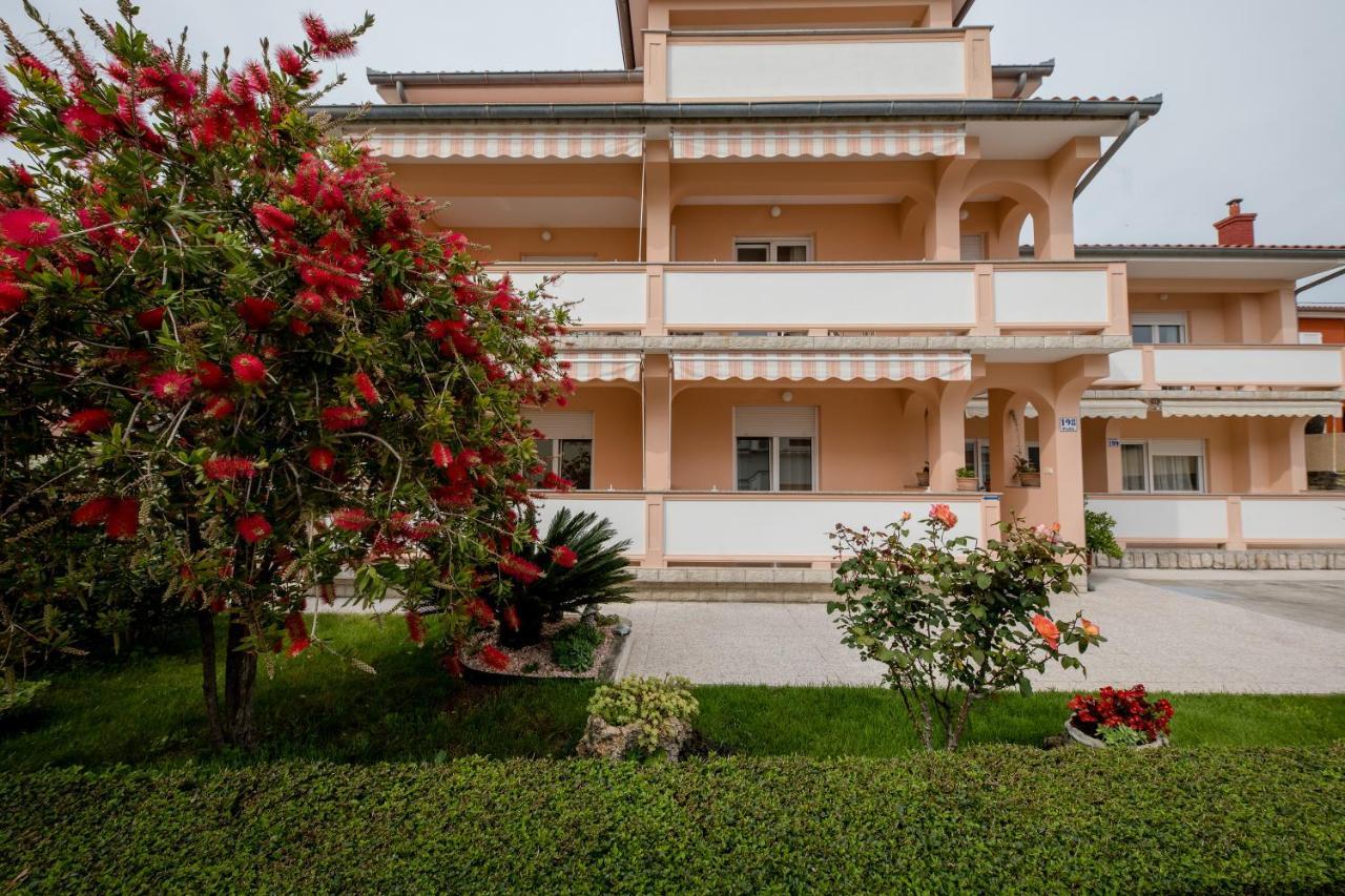Apartmani Marica Beg Palit المظهر الخارجي الصورة